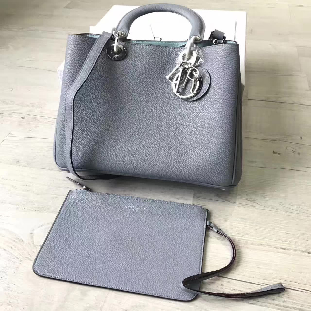 D10r issimo 1658 32cm*23cm*12cm