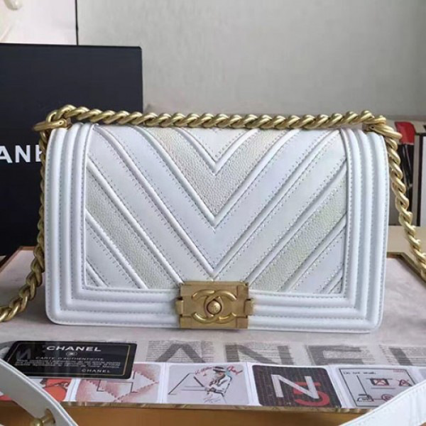 Ch**el chevron quilted medium boy bag white