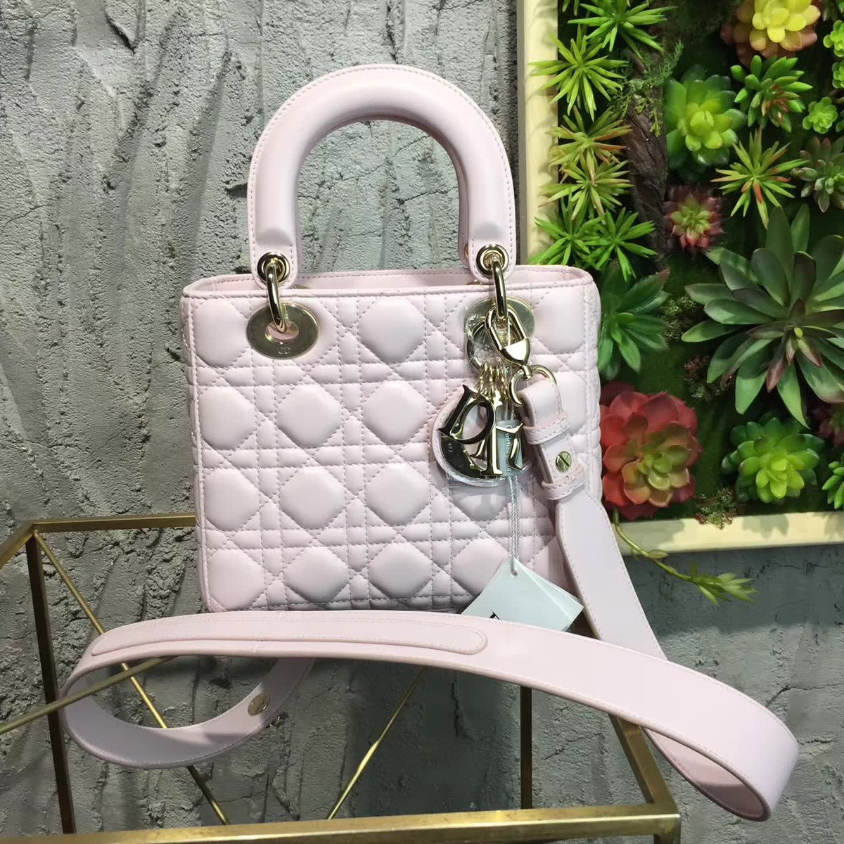 mini lady D10r 1769 20cmx8cmx16.5cm
