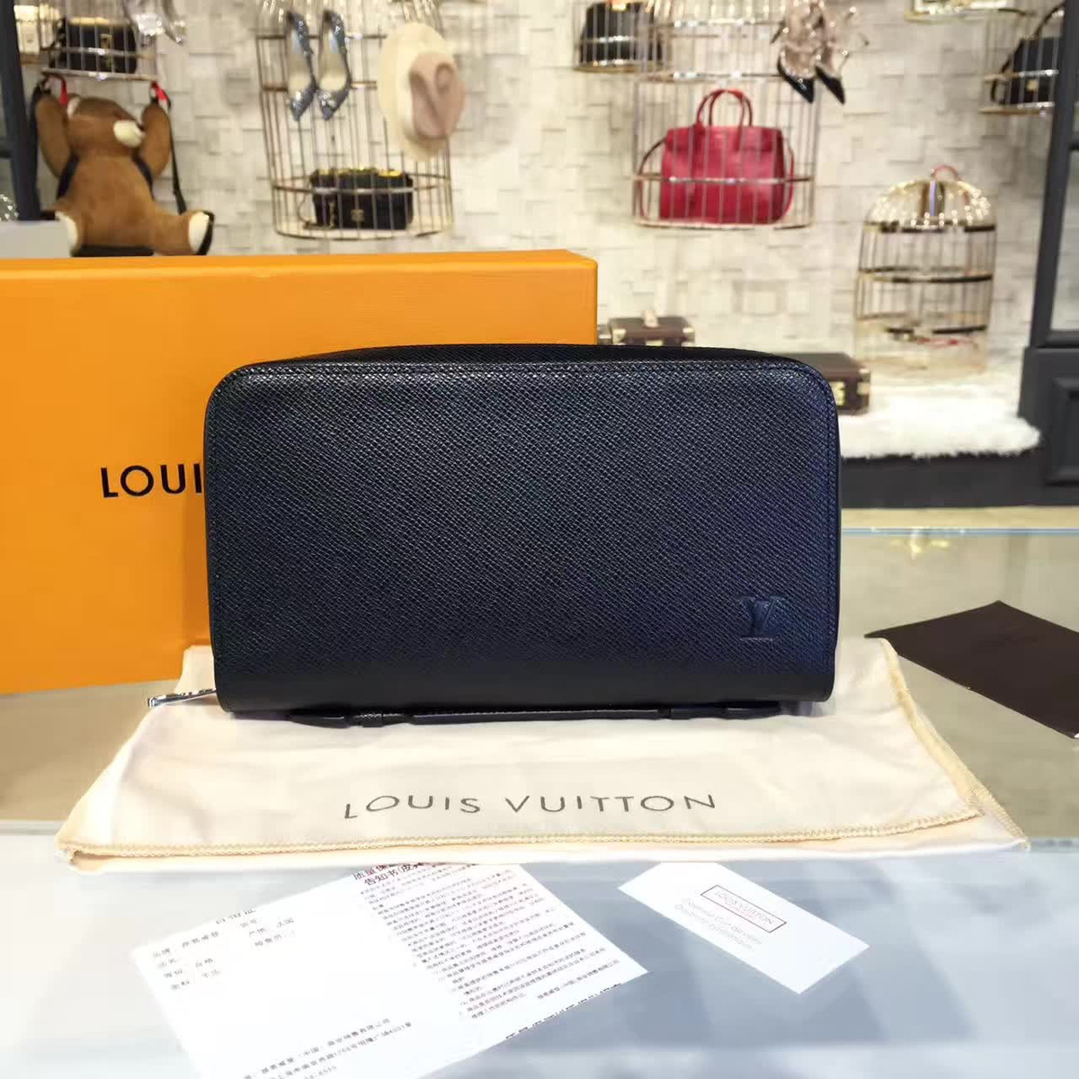 l0vis Vvtt0n zippy cohotbag  wallet black 3141