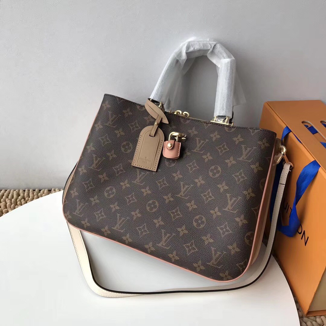 l0vis Vvtt0n saint cohotbag onge millefeuille camera shoulder bag m44255