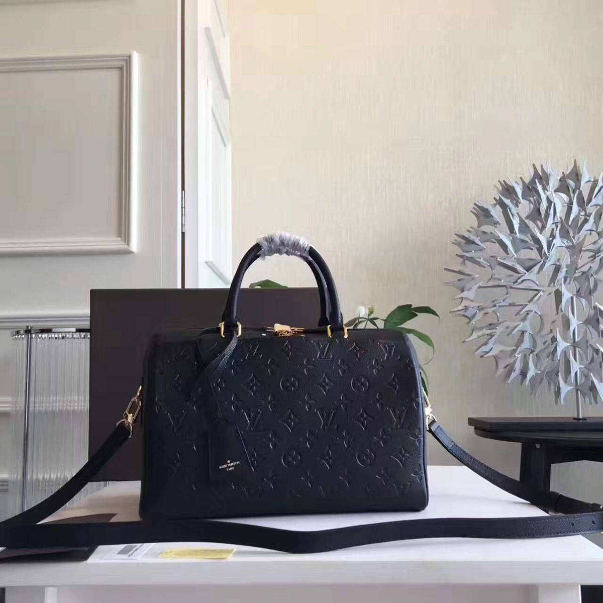 l0vis Vvtt0n speedy bandoulière 30 3107_30cm x 18cm x 20.5cm