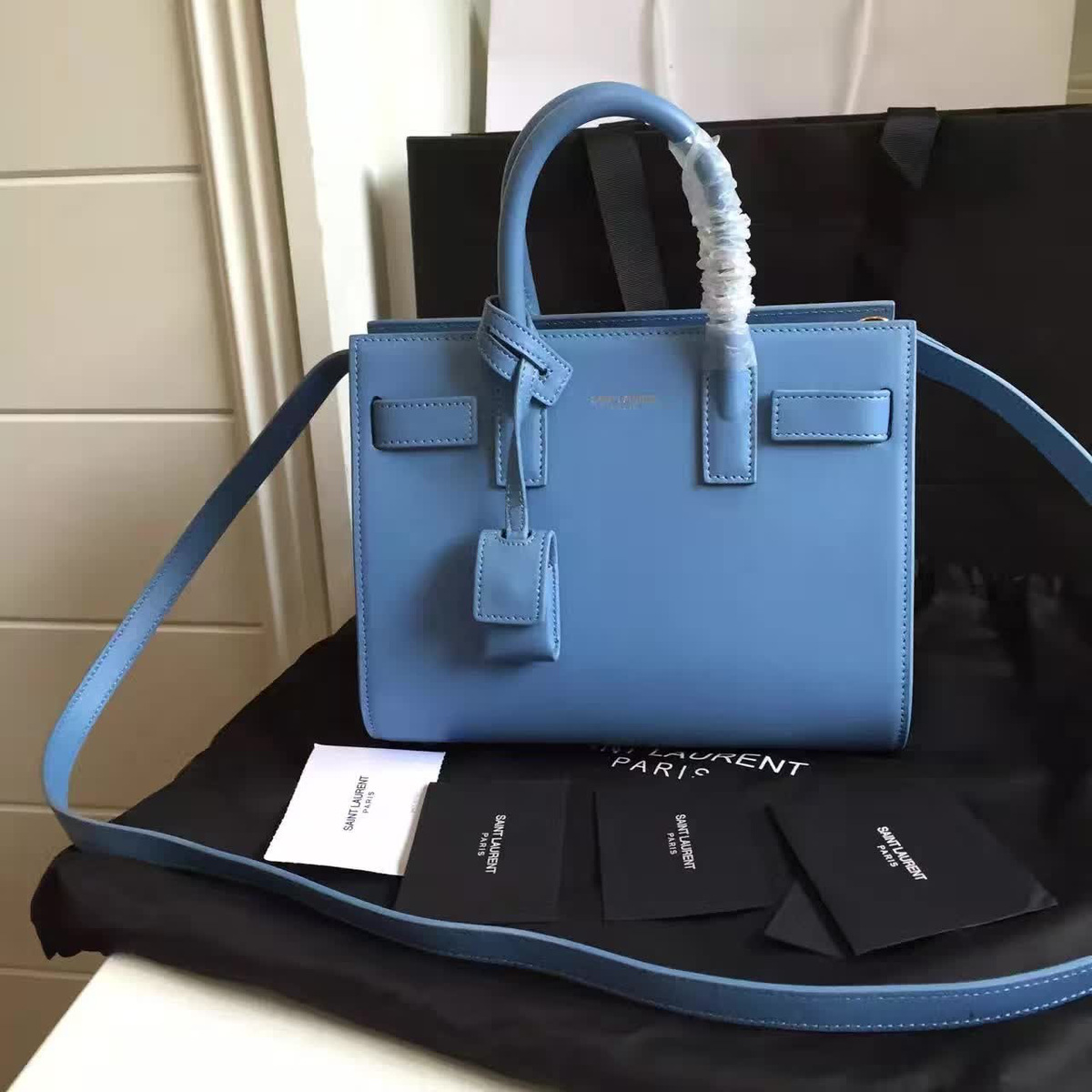 Y51 classic sac de jour nano 4883  22cm x 18cm x 11cm
