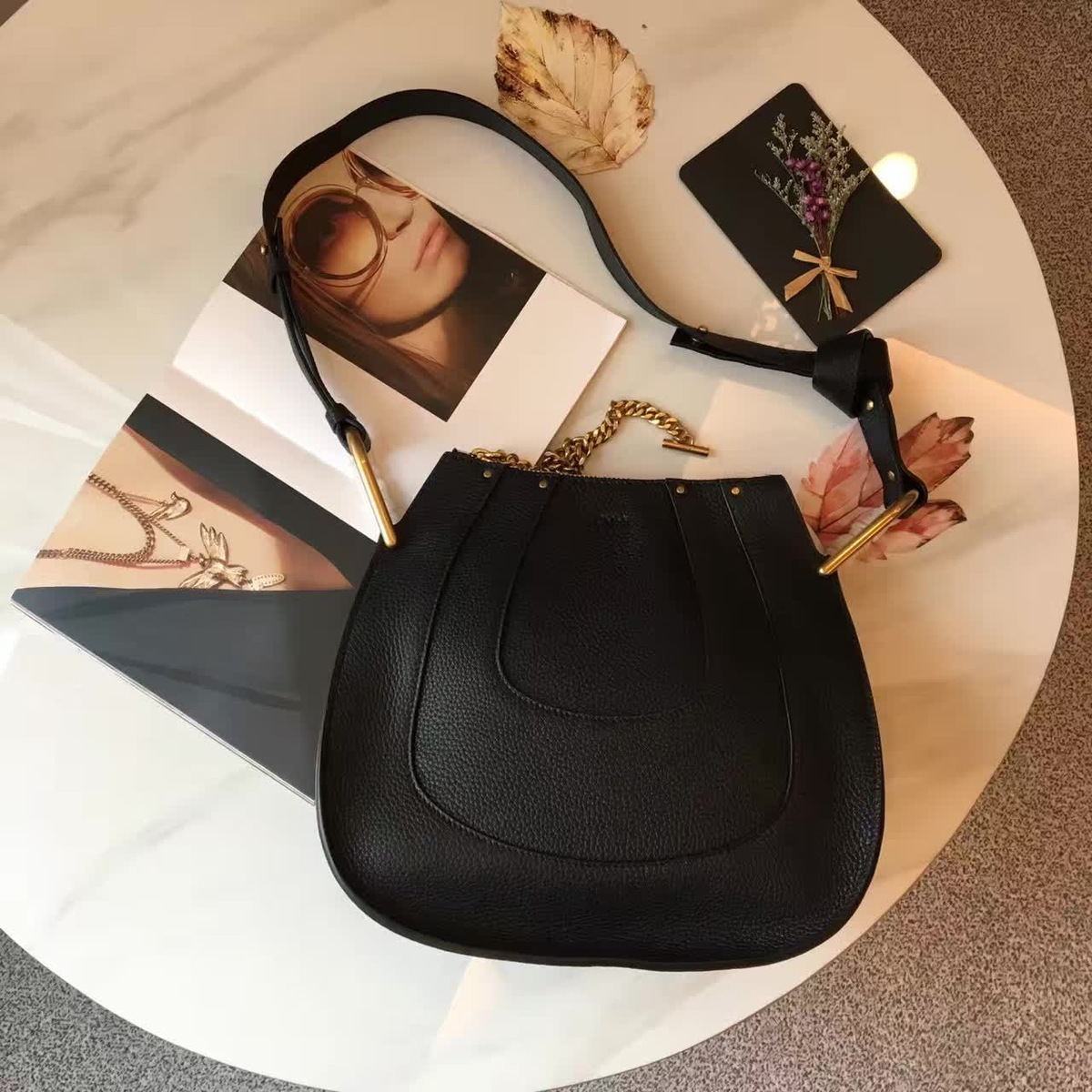 Ch10e cortex hayley z1387 30cm x 27cm x 11cm