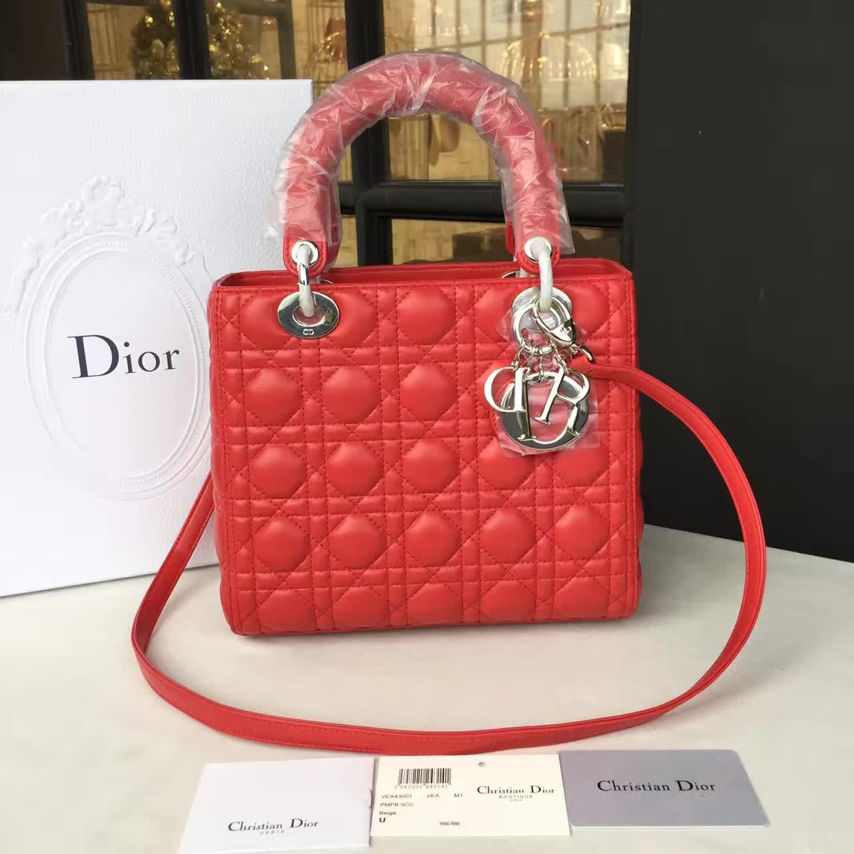lady D10r 1619 24cm x 10cm x 20cm