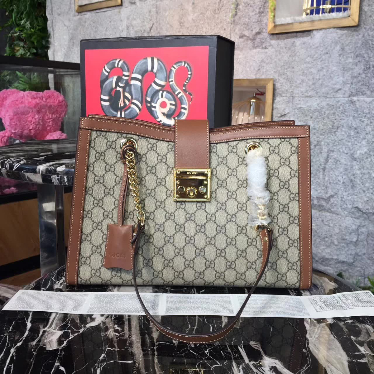 Gvc*1 shoulder bag 2553  34.5cmx13cmx24cm