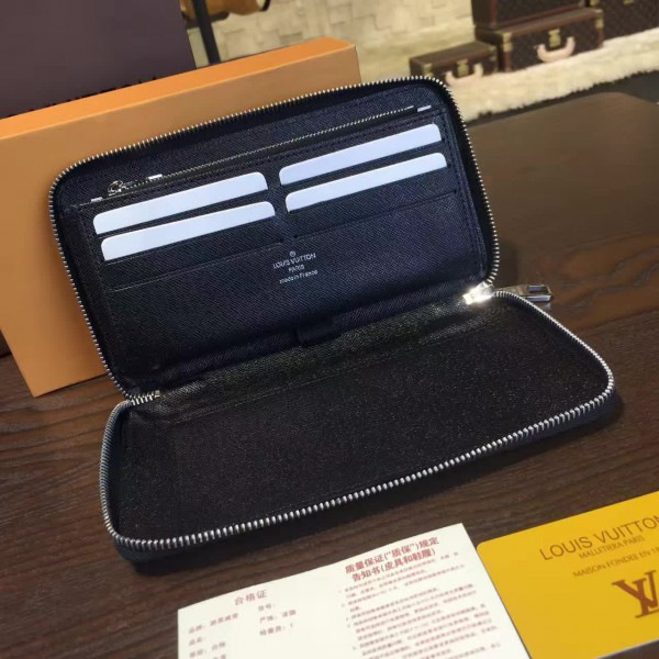l0vis Vvtt0n zippy cohotbag wallet blue 3147