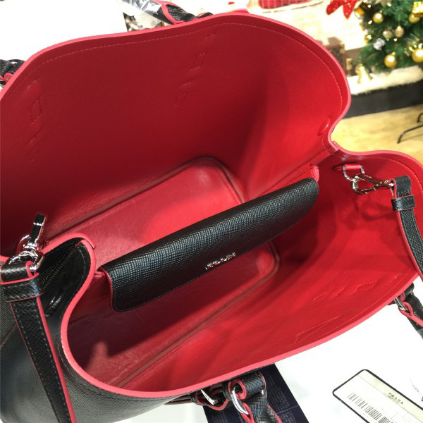 Pra*a double bag 4172 34.5cm x 16.5cm x 26.5cm