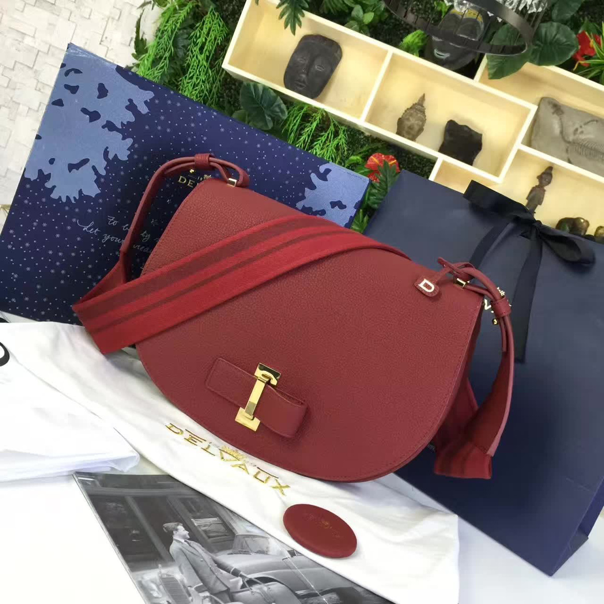 De1uavx calfskin le mutin saddle bag red 1481 29cm x 4cm x 22cm