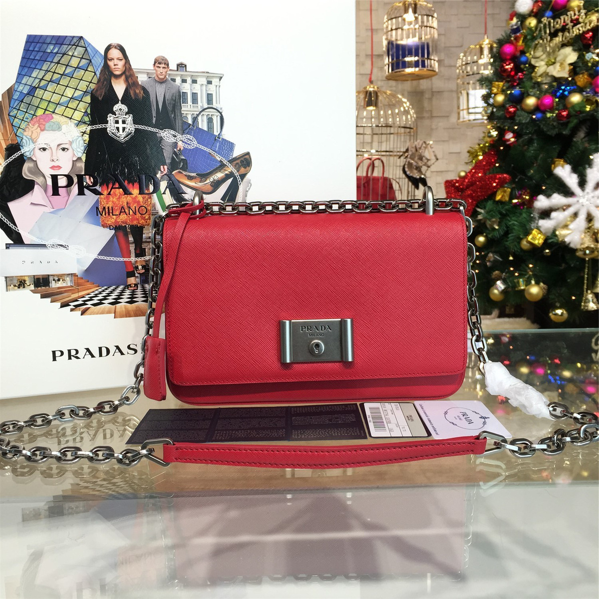 Pra*a metal closure 3923 23.5cm x 4.5cm x 15cm
