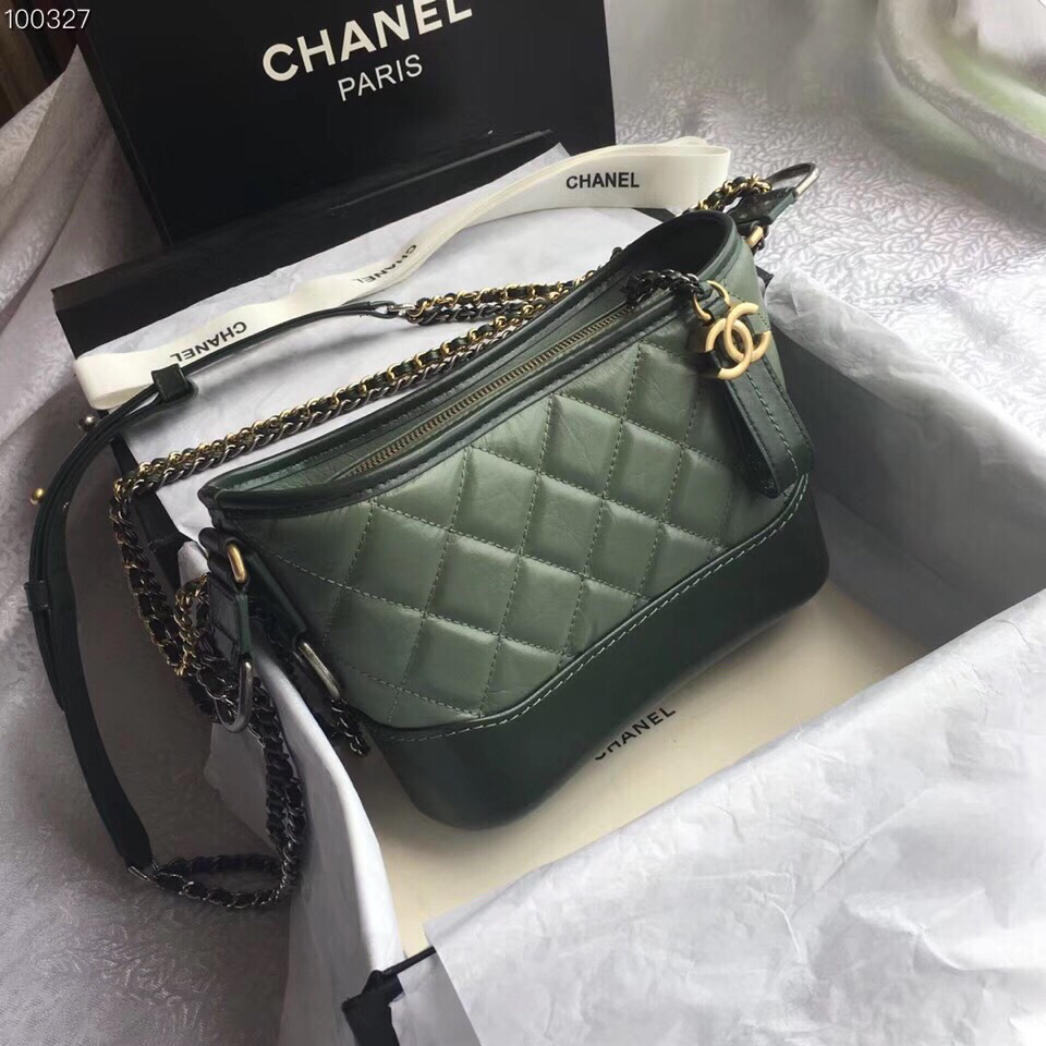 Ch**el's gabrielle small hobo bag green 20cm