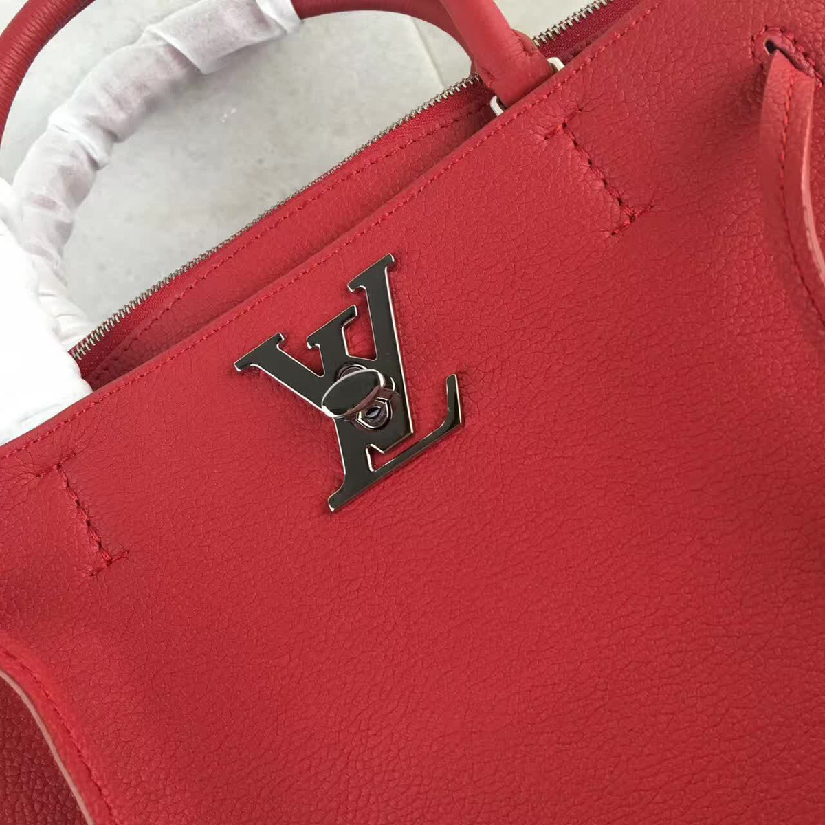 l0vis Vvtt0n m54570 big red 38cm