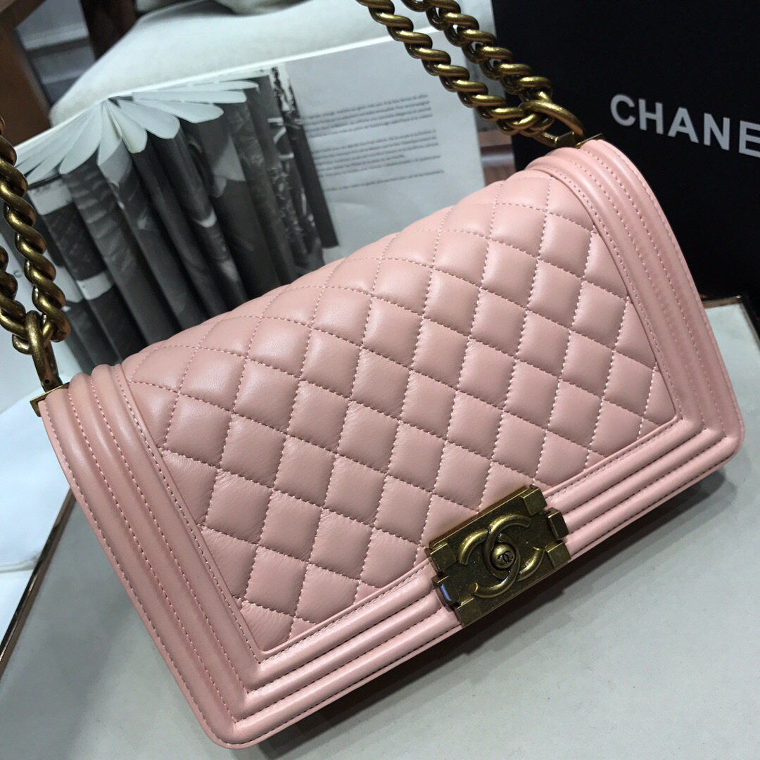 ch**el sheepskin classic D1am0nd hot mom burst pink gold hardware a67086