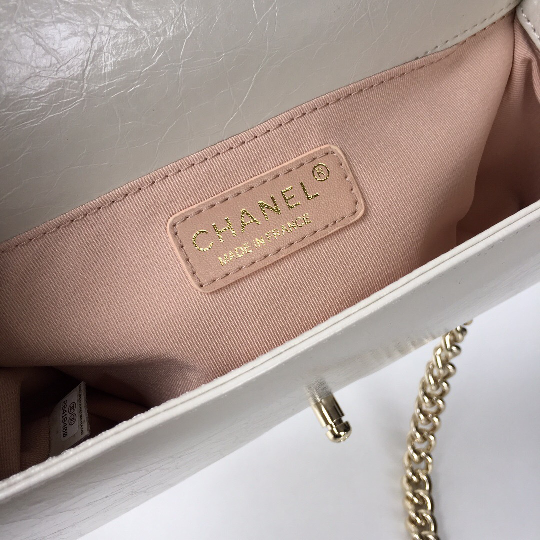 Ch**el wrinkled calfskin white gold hardware  25cm