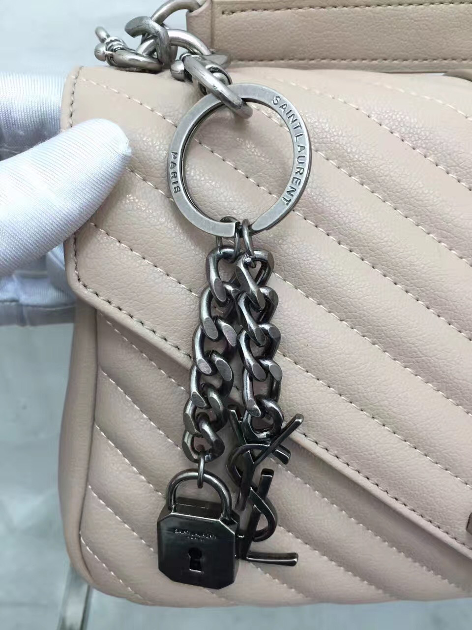 Y51 handbag 26608 apricot medium  24*20*8.5 cm