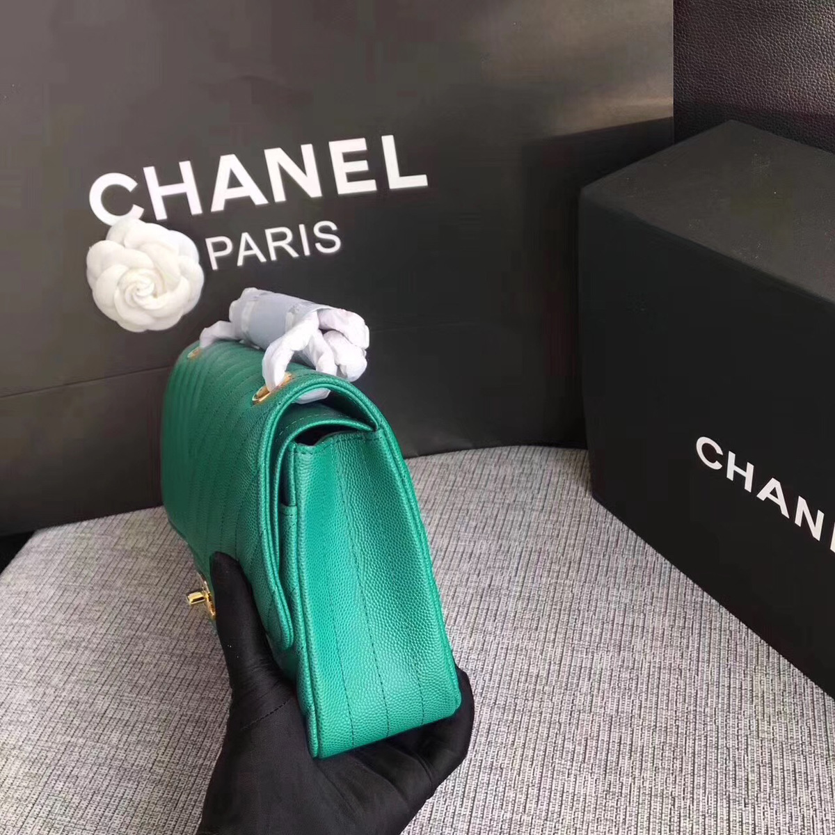 Ch**el classic tote apple green