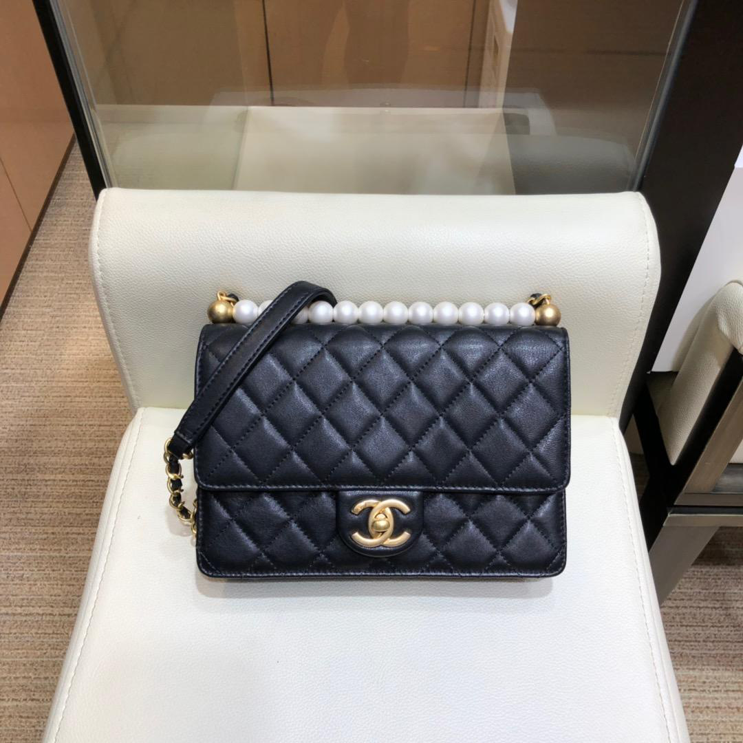 Ch**el classic rhomboid cover bag black