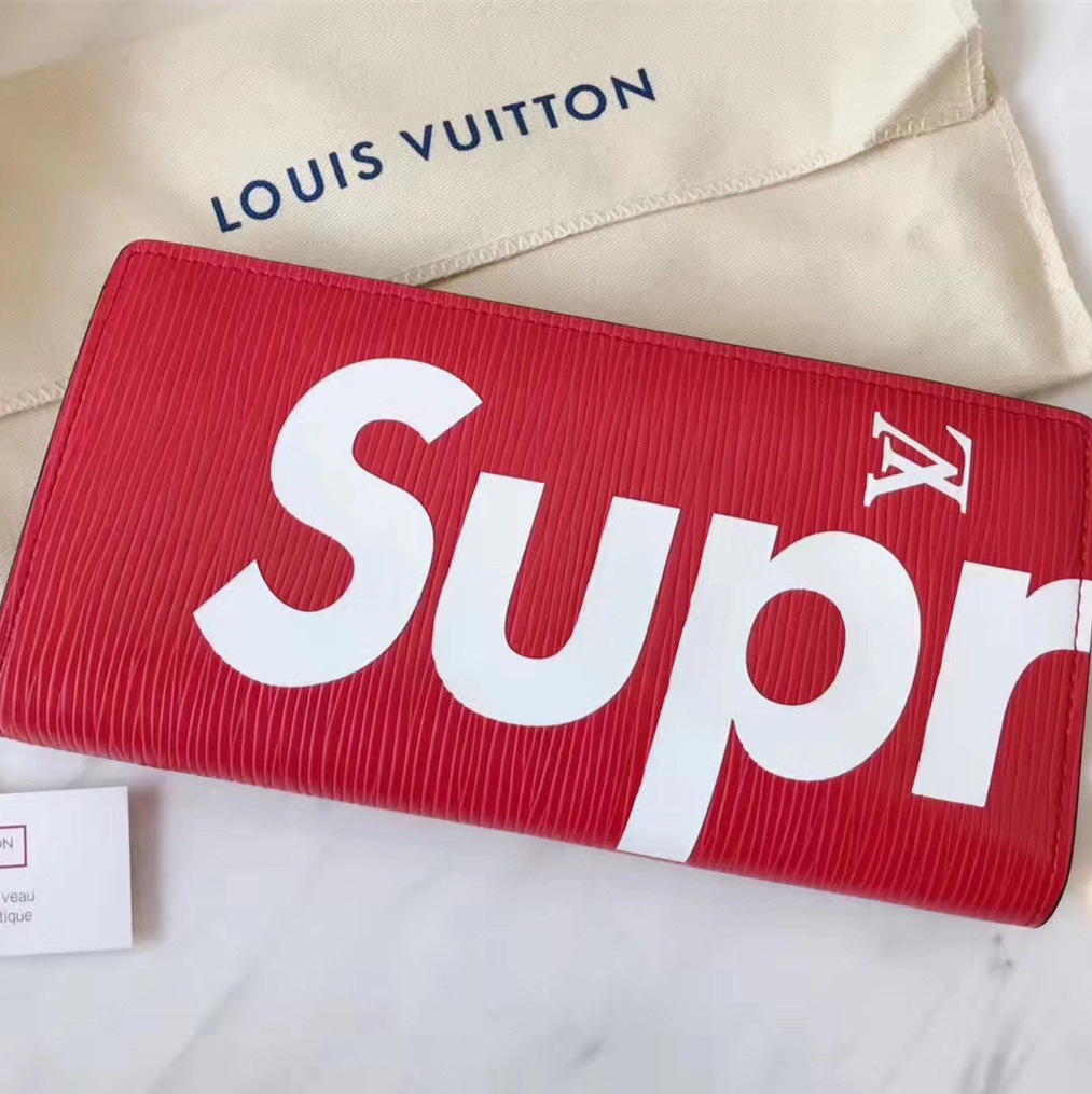 l0vis Vvtt0n svp*me wallet red 3179