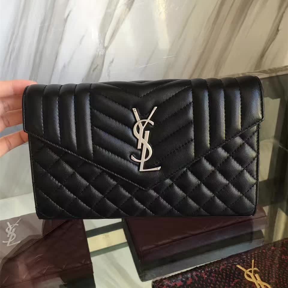 Y51 envelop satchel black silver 5130 22cm x 5.5cm x 13.5cm