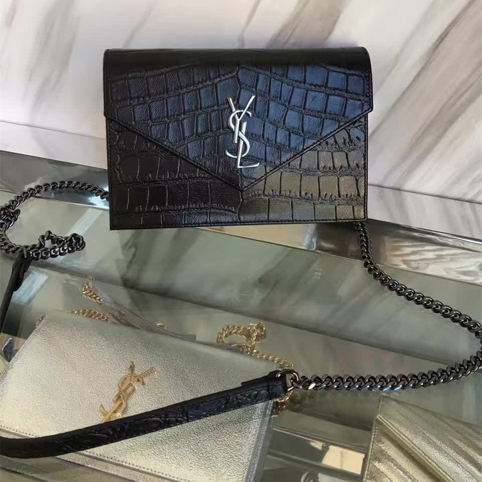 Y51 monogram kate crocodile embossed shiny leather 5029 19cm x 12.5cm x 3.5cm