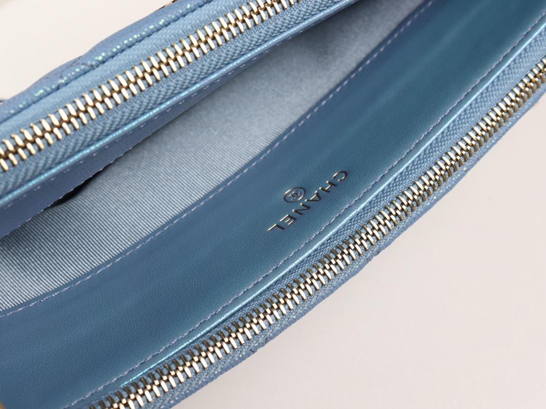 Ch**el 2019 new chain bag blue