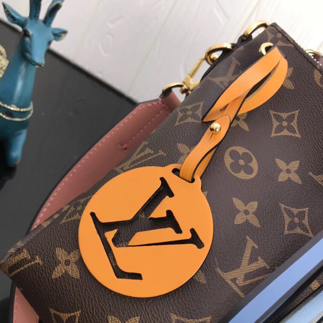l0vis Vvtt0n bag 25.0x 21.0x 15.0 cm