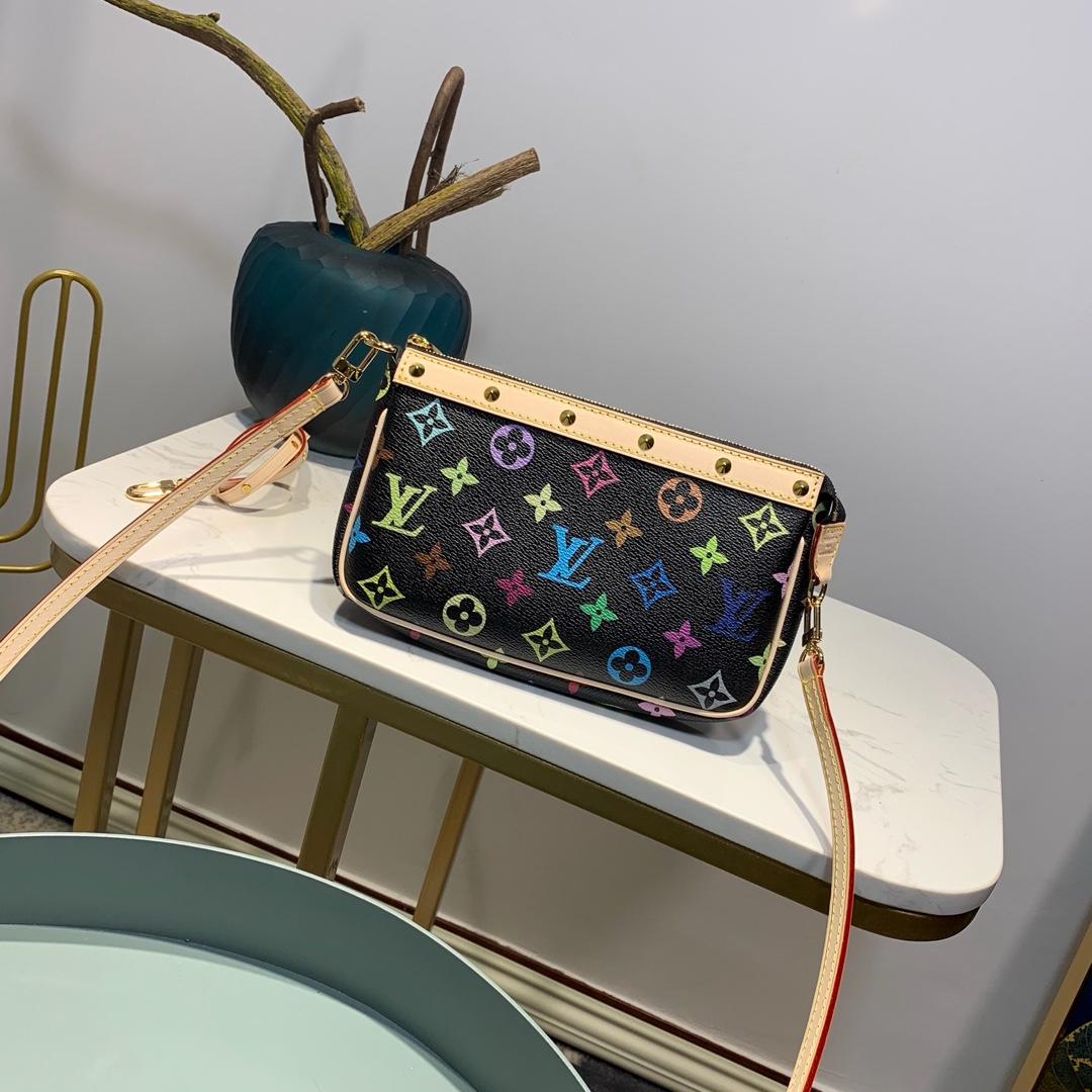 LV fashion exquisite handbag black 21*13*5CM