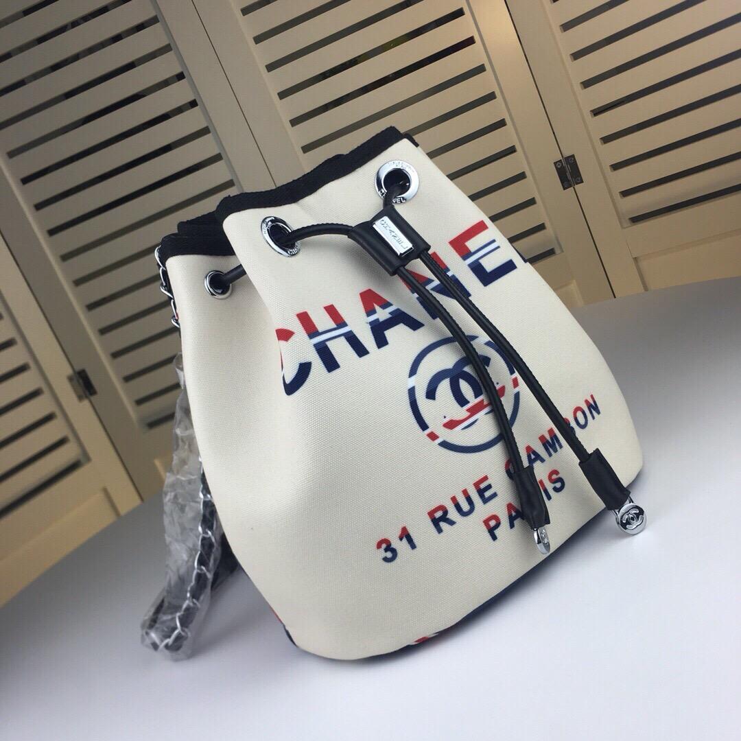 Ch**el canvas bucket bag white 24*17*23cm
