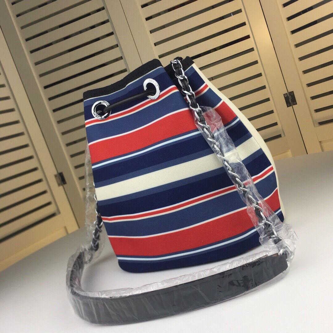 Ch**el canvas bucket bag white 24*17*23cm