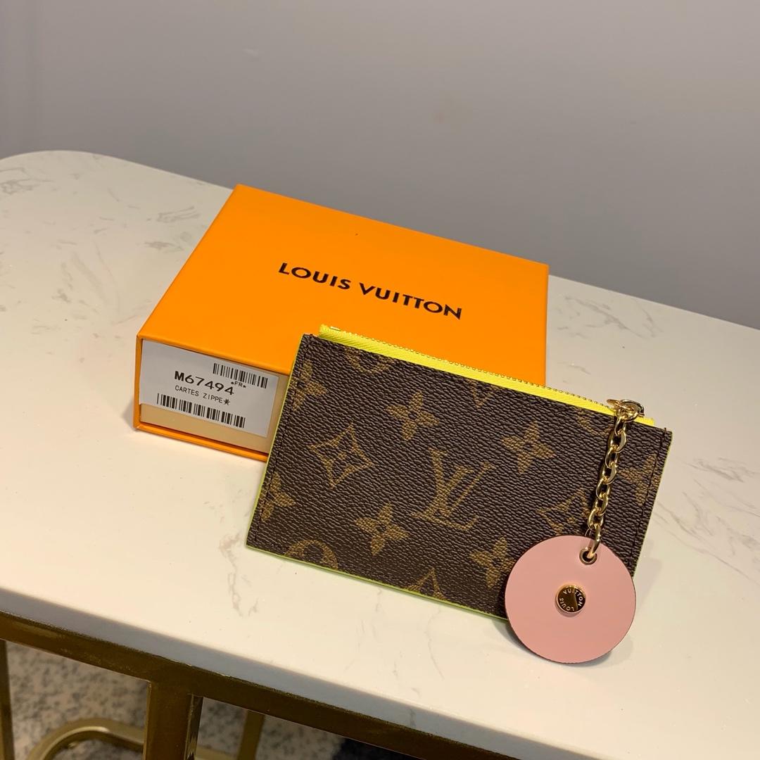 Lv zipper clip monogram canvas 02 13.0x 7.5x 0.4 cm