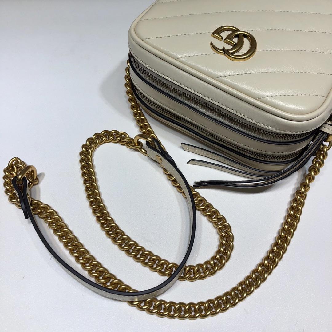 Gvc*1 shoulder bag chain bag white 16 x 18.5 x 7 cm