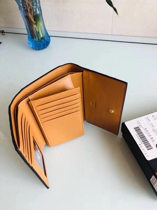 MCM wallet b8803 orange 14.5 x 9.3cm
