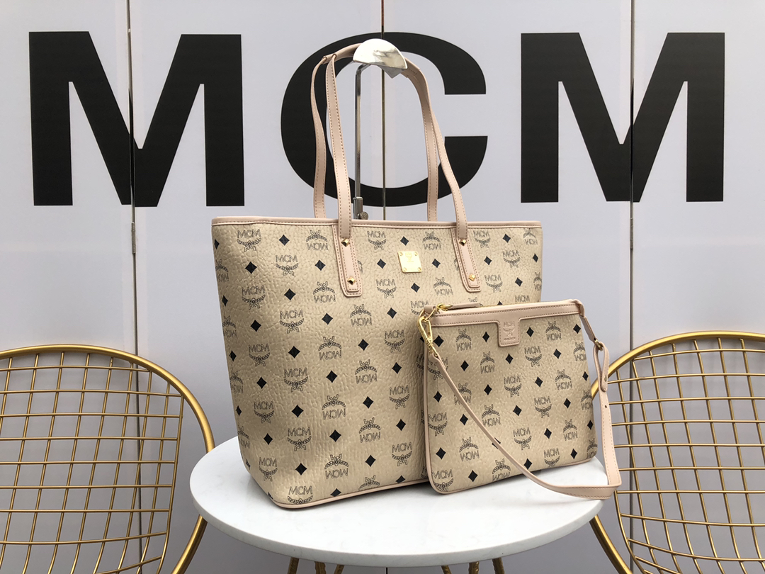 Anya shopper in visetos beige 35cm x 27cm x 13cm