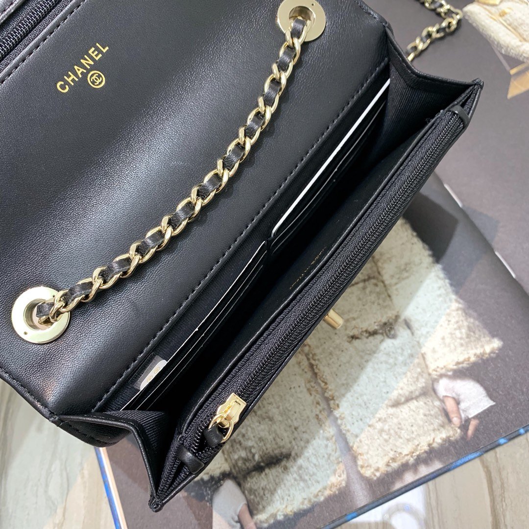 Ch**el new goatskin woc chain bag 19cm