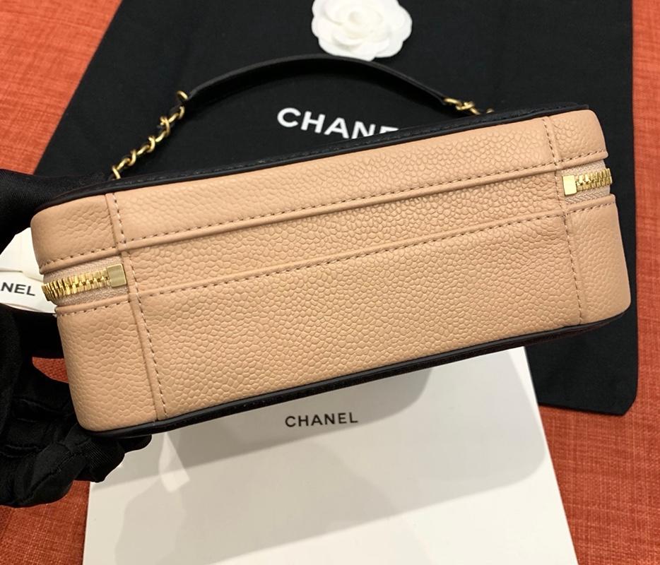 Ch**el chain camera bag 21cm-17cm