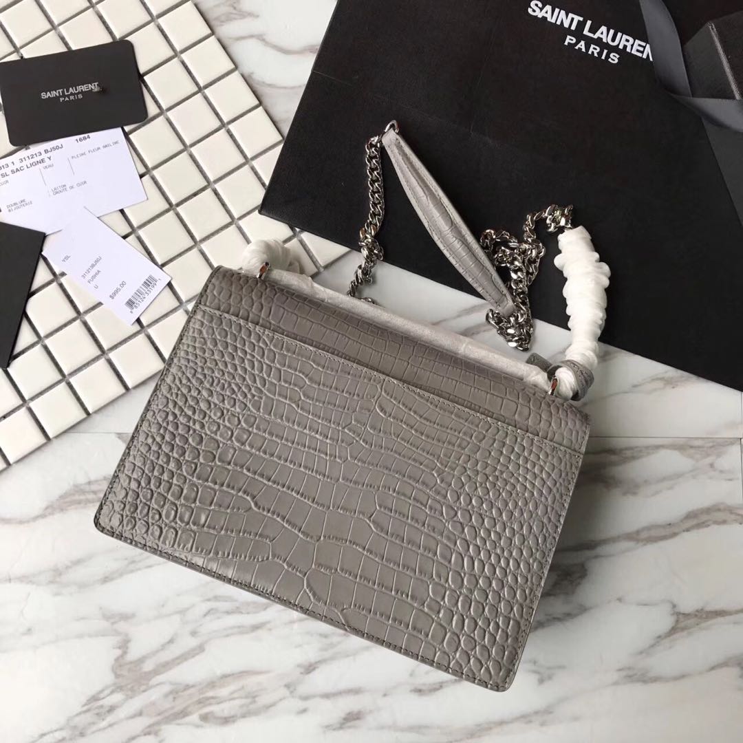 Y51 sunset chain wallet in crocodile embossed shiny leather 4858 17cm x 13cm x 7cm
