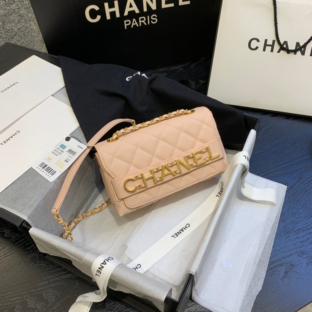 Ch**el small flap bag 15 x 21 x 8cm
