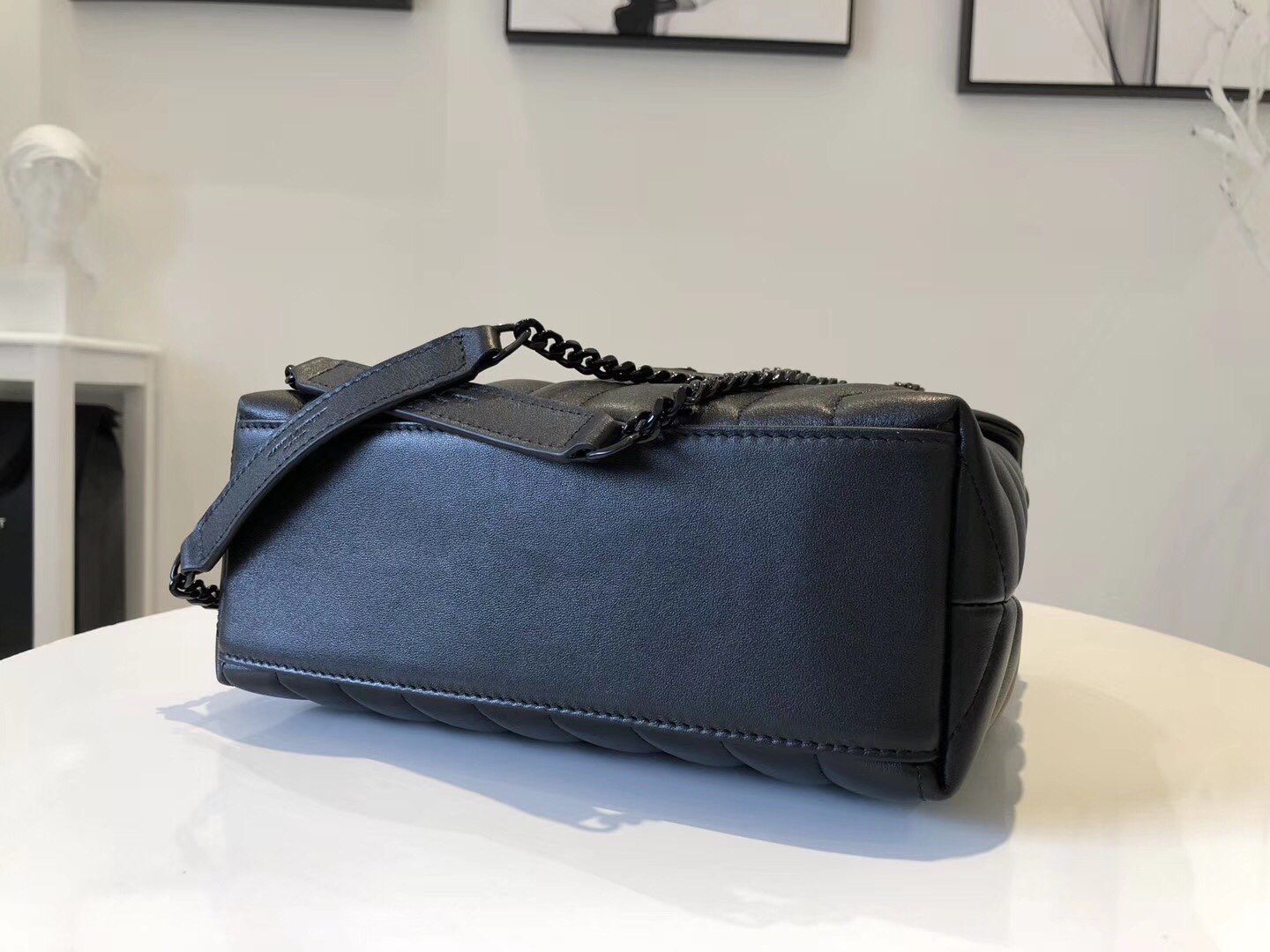 Y51 loulou bag 24cm