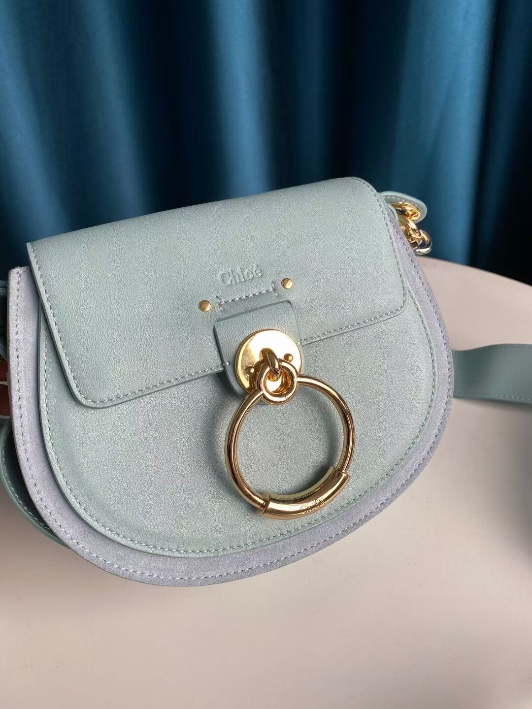 Ch10e leather nile light blue 19.5cm x 6.5cm x 16cm
