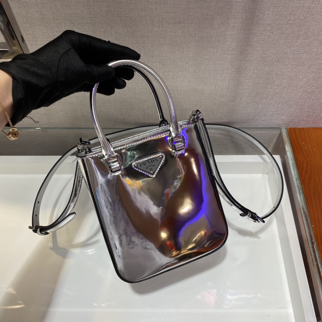 Pra*a small brushed leather tote silver 1ba331 15 x 17.5 x 5 cm