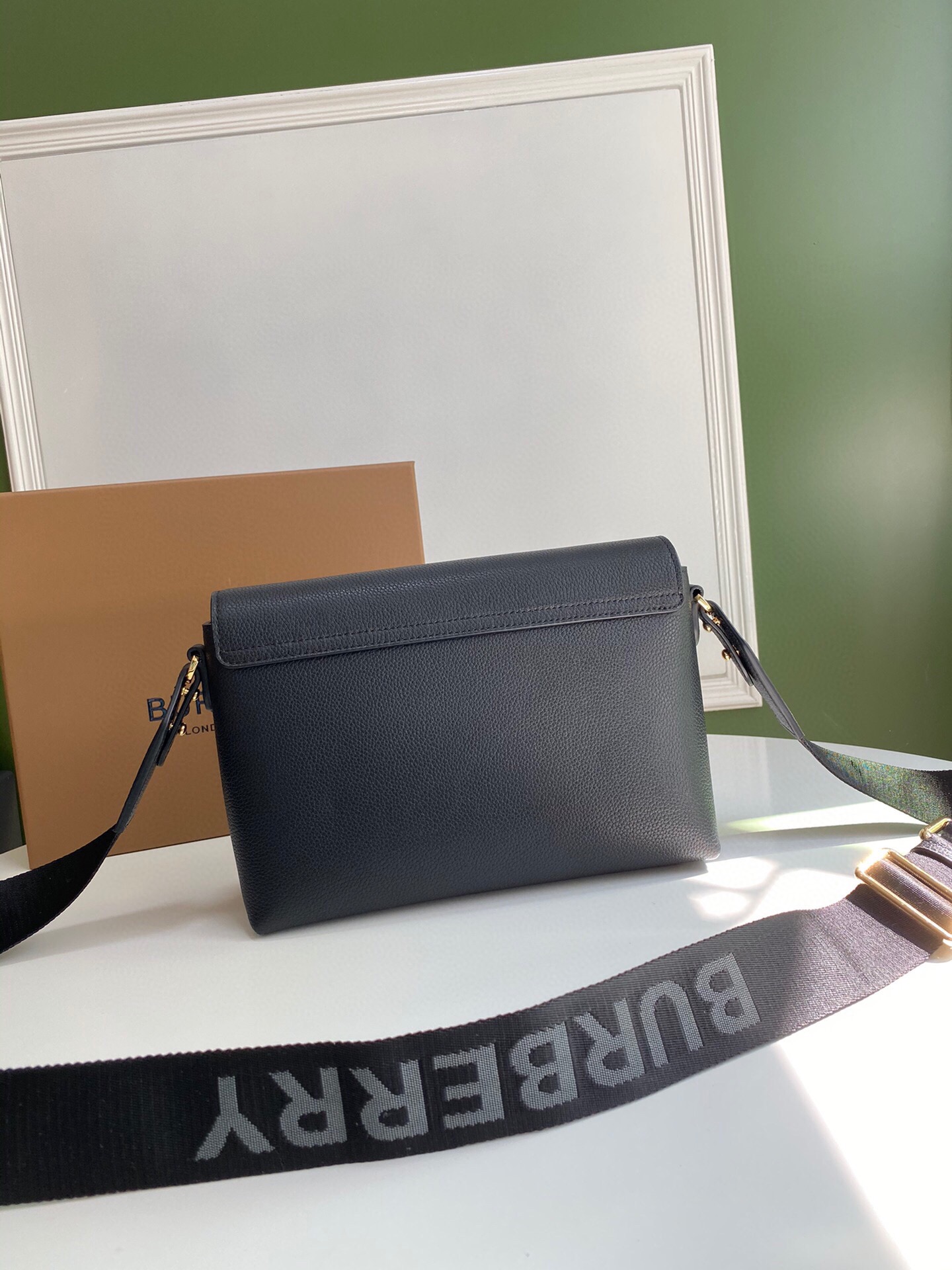 Bv*b*rry leather and vintage check note crossbody bag black 25 x 8.5 x 18cm