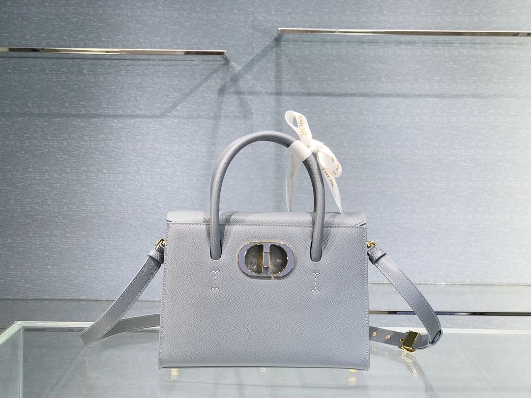D10r medium st honorÉ tote gray grained calfskin m9321umba 25 x 19 x 12 cm