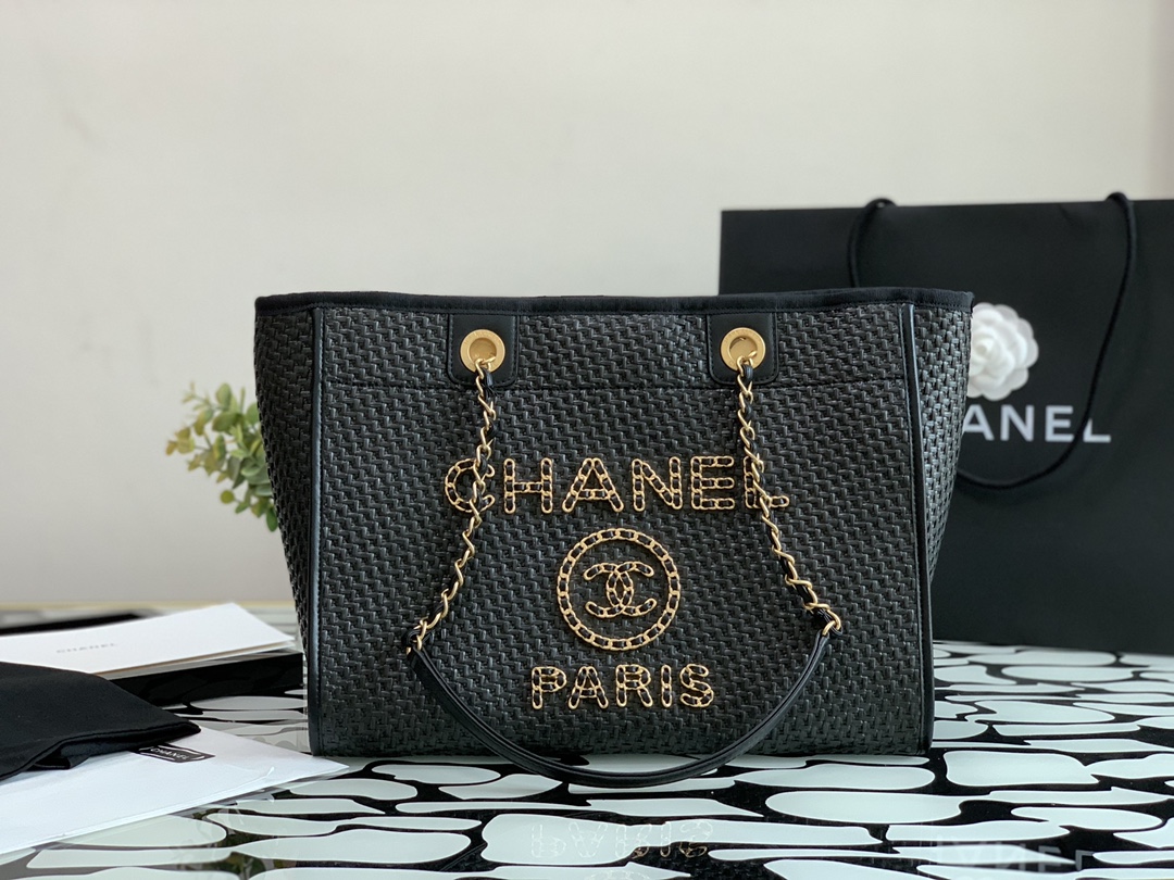 Ch**el large tote straw, calfskin & gold metal black a66941