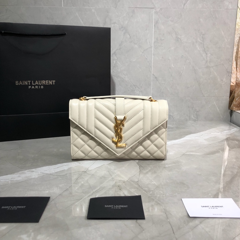 Y51 envelope small bag in grained leather white 600195 21 × 13 × 6 cm