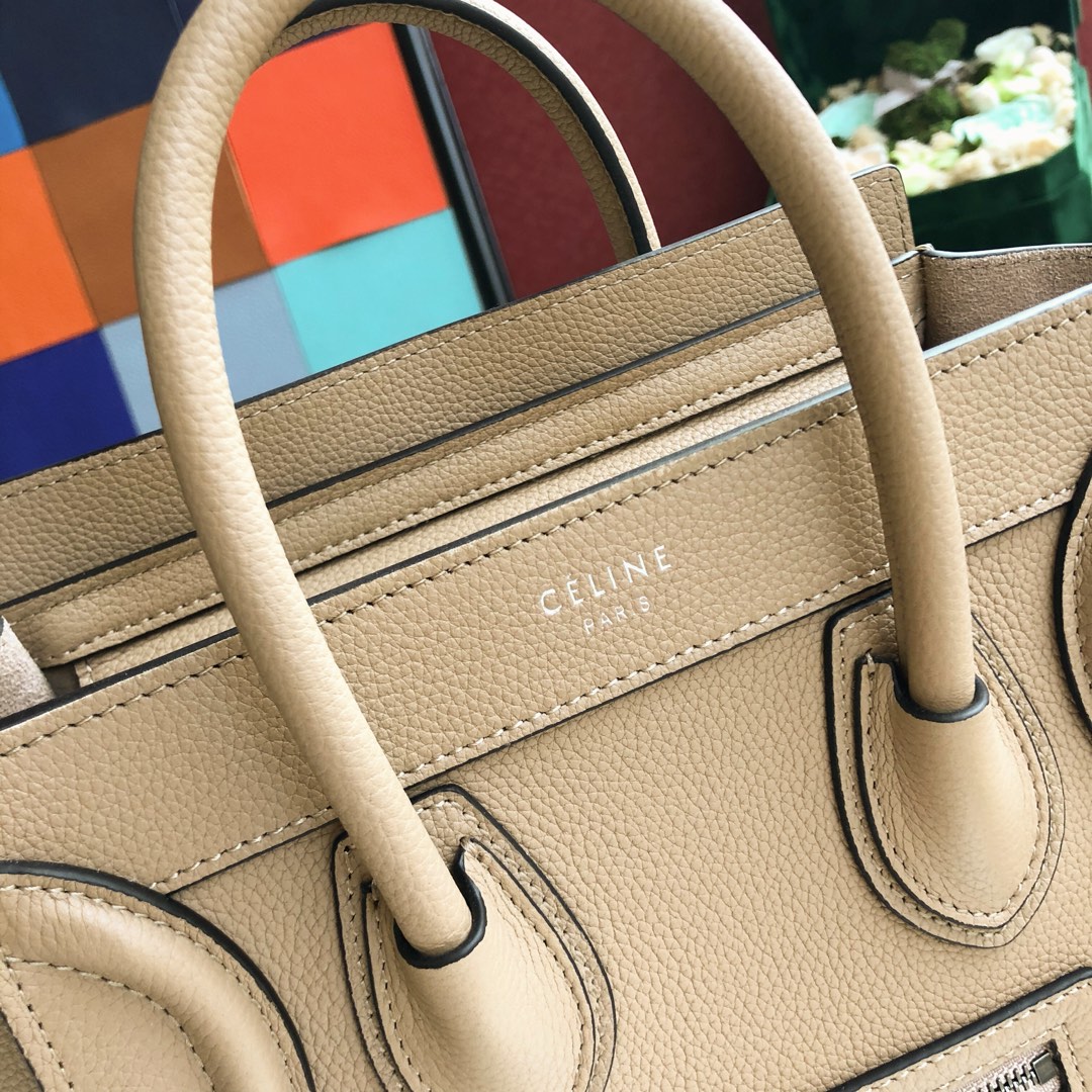 ce1i*e nano lU*gage bag in drummed calfskin dune 189243dru 20 x 20 x 10 cm