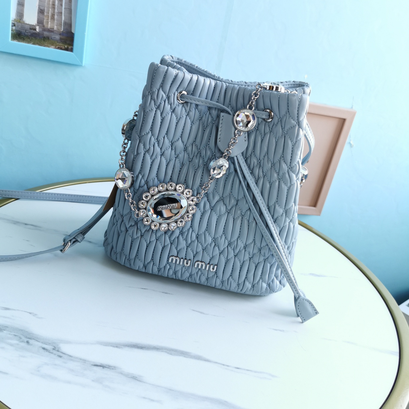 M1um1u crystal cloquÉ nappa leather bucket bag navy 5be050 20 x 12 x 21 cm