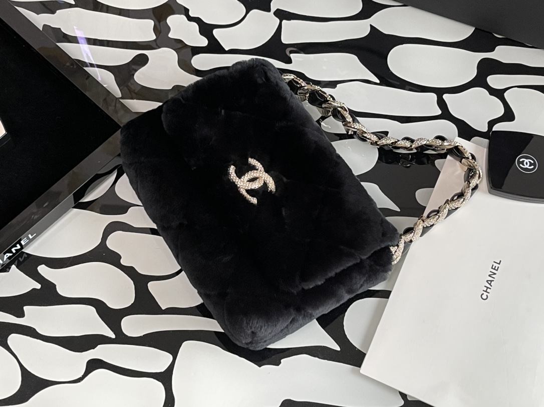 Ch**el shearling lambskin flap bag black as2240 15 21.5 6.5 cm