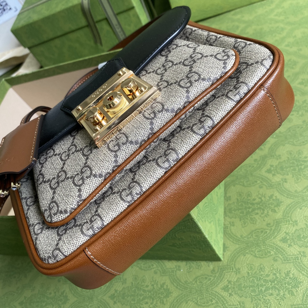 Gvc*1 padlock mini bag black 658487 21 x 14 x 5 cm