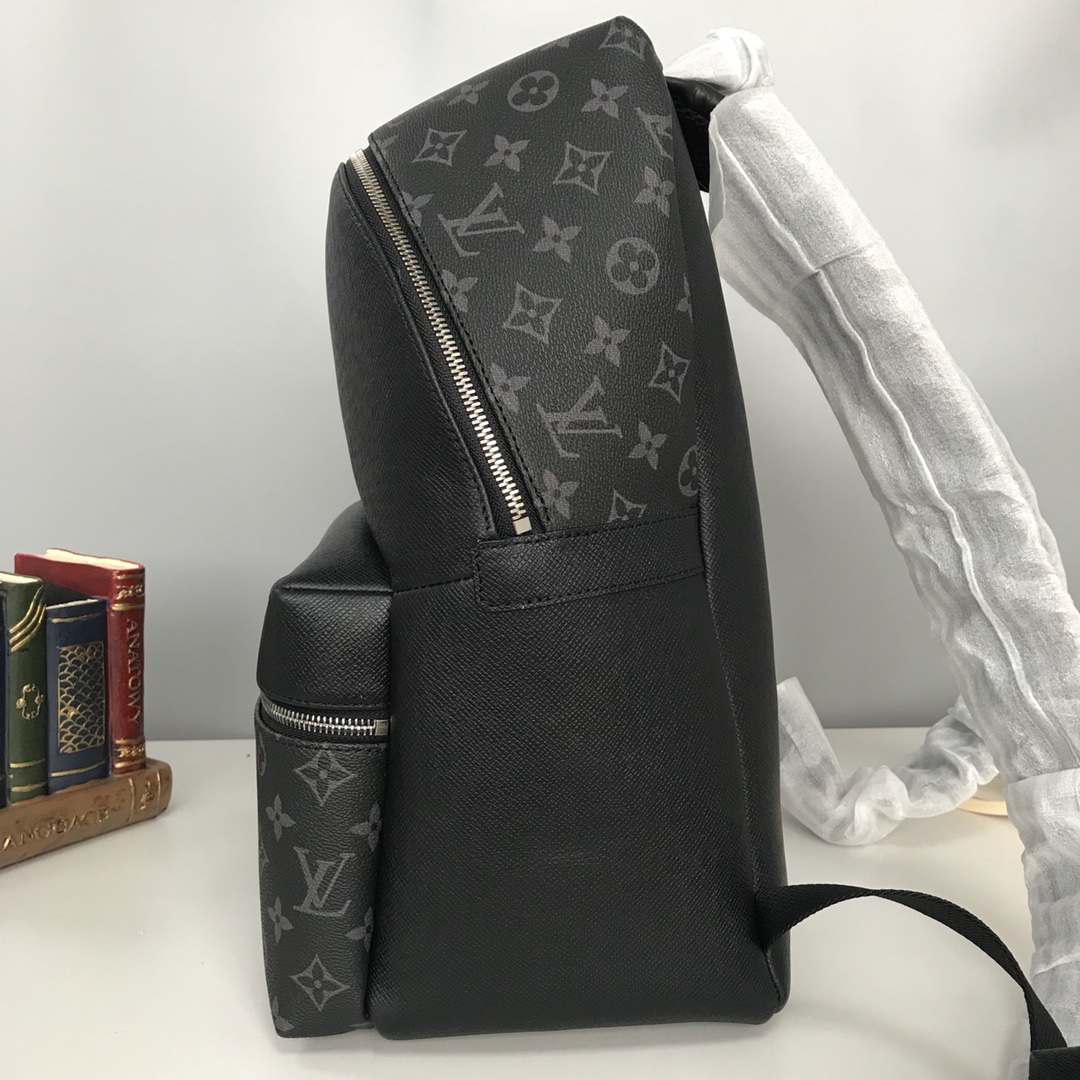 l0vis Vvtt0n discovery backpack pm black m30230 37 x 40 x 20 cm