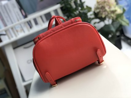 Ch**el business affinity backpack red leather a93748 25 x 24 x 17 cm